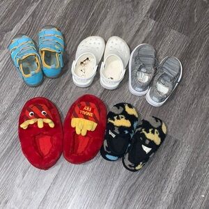 Lot of kids shoes. 8
